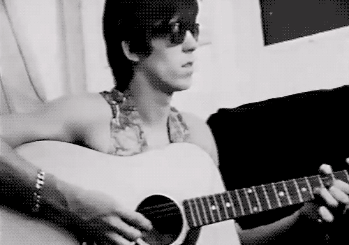He doesn't have to be the best axe man in the 
		world. It's more than enough that he's Keef.